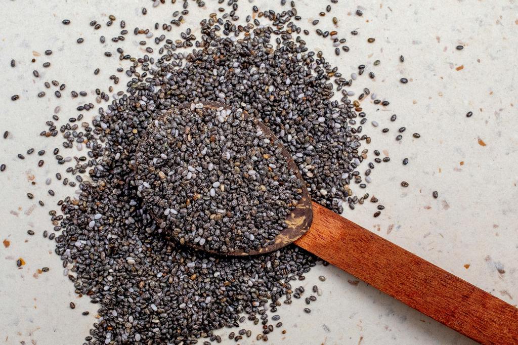 cuillère de graines de chia